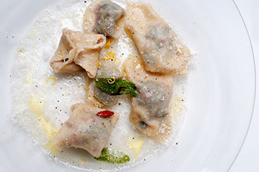 Ravioli beet leaves